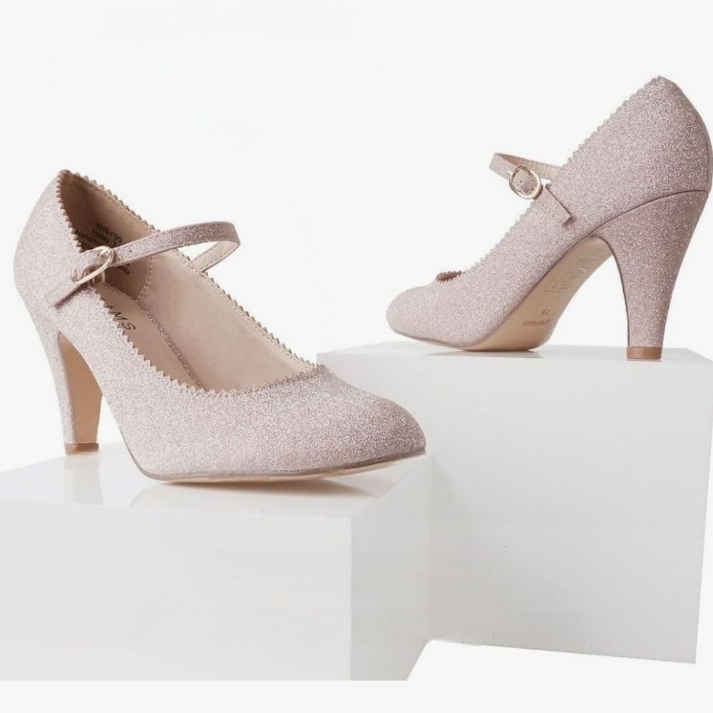 🩵NIB Champagne Glitter Honey Buckled Mary Jane Heels Size 8